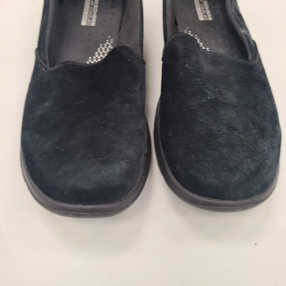 Skechers Black Suede Flats